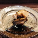 すし処 みや古分店 - ４時間蒸した鮑、にく丸椎茸