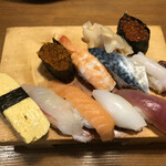 Sushi Izakaya Yataizushi - すし梅９貫＋イクラ軍艦