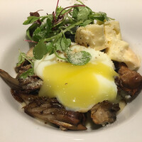 Lien - 木の子ソテーとホワイトエッグの温泉卵