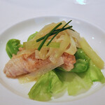 レストラン アラジン - エイヒレとキャベツ