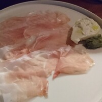 cenci - ペルシュウ。こしあぶらじゃがいもとブッラータが春です♪