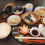 日本料理 雲海 - おすすめ膳 1100円(コーヒー、水菓子付)