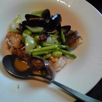 開化亭 - 揚げた白身魚・カキがかくれています♪