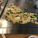 ホルモン焼きうどん 一力 - 