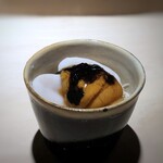 菊鮨 - ◆毛蟹、鯛の白子様、バフンウニ、下にシャリ・・なんという豪華コラボ。