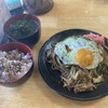 あづま商店 - 料理写真:ミックス焼きそば小盛 めしセット