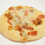 アルカイク - ゴルゴンゾーラ、クルミ、ベーコン