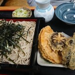 瀧の家 - 穴子天ざる 880円