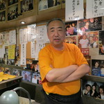 Dai-Ei - 腕を組んで神戸肉を語る、オトン