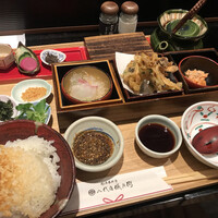 銀座米料亭 八代目儀兵衛 - 