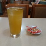 川ばた - お茶ハイ430円と何時も通りに柿ピー小袋二個サービス♪