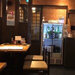 炭火晩酌屋 煙 - "店内から観た入口"