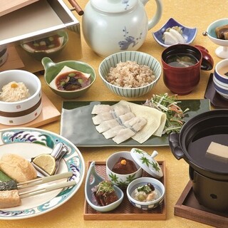 平日 月 金 昼のみ 土 日 祝除く 夏美人 なつびじん 梅の花 四日市店 内部 豆腐料理 湯葉料理 食べログ 平日 月 金 昼のみ 土 日 祝除く 夏美人 なつびじん 梅の花 四日市店 内部 豆腐料理 湯葉料理 食べログ