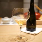 三谷 - Champagne Henri Giraud AY Grand Cru Fut de Chene Brut
