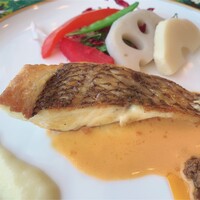 リストランテ・ベニーレベニーレ - 桜鯛のサルタート