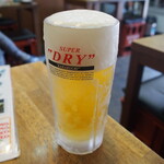 細川酒店 - ジョッキがキンキンに冷えた生ビール