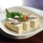 Sukugarasu tofu