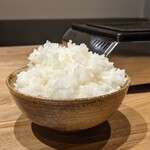荻窪焼肉 さく - 焼肉とライスは鉄板の組み合わせ。こだわらないワケがない。米も激ウマですよ