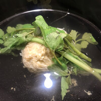 日本料理 太月 - フルコース１７３２５円。蟹真薯の椀。お出汁がシミジミと美味しく、真薯もそれを邪魔することなく、素晴らしいバランスです（╹◡╹）（╹◡╹）