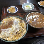 アサヒ食堂 - カツ丼と豚汁900円税込