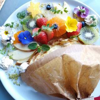 Have a girls' night out or birthday party with a carefully selected Crepes bouquet♪