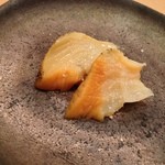 すゝき野 鮨金 - つぶ貝