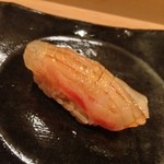 すゝき野 鮨金 - 鯛の昆布〆