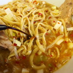 ラーメン二郎 - 赤酢投入～♪