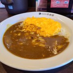 カレーハウス ＣｏＣｏ壱番屋 - 低糖質カレーのスクランブルエッグとチーズトッピングです。