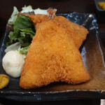 魚心 - アジフライ定食