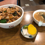 中華料理ハルピン - 焼肉丼