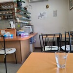 喫茶カトレア - 店内です。