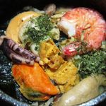 白花シャクナゲ荘 - 海鮮の釜飯