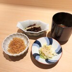 新ばし 星野 - 松阪牛の時雨煮、ちりめんじゃこ、白菜のお新香、赤出汁