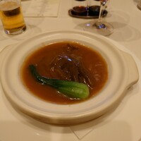 礼華 - フカヒレの尾びれの姿煮込み