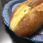 粉とクリーム - 先端に着目する。