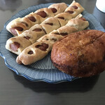 粉とクリーム - 惣菜パソはカレーかウインナーにかぎる！