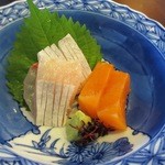 Resutoran Seria - そして和定食のメインのおかずは２皿、１皿目は和定食には欠かせない旬の魚のお刺身。
                       