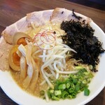 Mannin Ya - 特製ラーメン