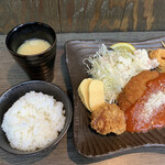 Sumibi Yakitori Toriya Damon - ササミのトマトソースカツ定食（ご飯少なめ）
                        788円（ご飯大盛り無料）味噌汁付き