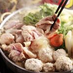 ●使用大山鸡和时令蔬菜制成的相扑火锅●