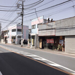 正華飯店 - な〜んも変わらない。と言うより、どんどん寂しくなる地元にポツン。暖簾がなきゃ先ず分からない(^^)