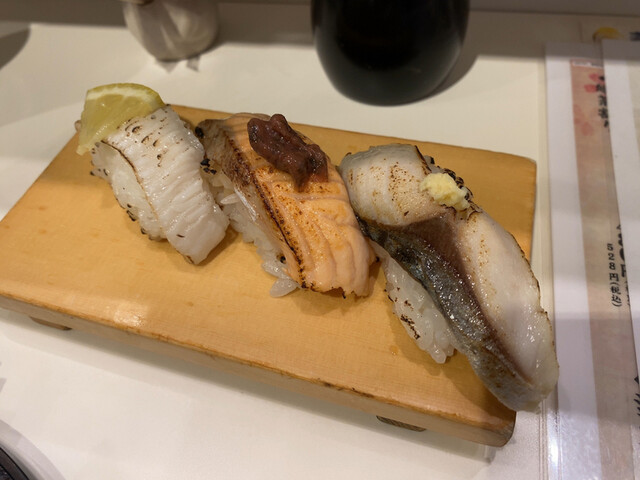 立喰い寿し すしつね 東武百貨店 池袋店 池袋 立ち食い寿司 食べログ