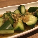 えんや亭 - 自家製塩ダレキューリ