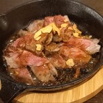 ムサシノバル - あつあつ牛赤身肉のステーキ１