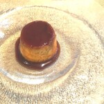 La Brianza - 金時芋のプリン。お芋の味わいしっかり感じられる美味しさ、こっくりと硬めのテクスチャーも好みだわ～(≧▽≦)