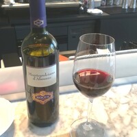 La Brianza - rocca montepulciano d'abruzzo 2017 お料理に合わせて選んで下さったワイン。いろいろなお料理に合う印象の、程よくバランスいい味わい。