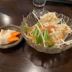 毘央志 - サラダと漬物
