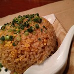 おや鶏・串焼きとレモンサワー なると - ガーリックチャーハン
