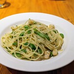 トラットリア ダイ パエサーニ - 海老とアスパラガスのスパゲッティ